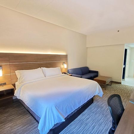 Holiday Inn Express Edgewood-Aberdeen-Bel Air Екстериор снимка