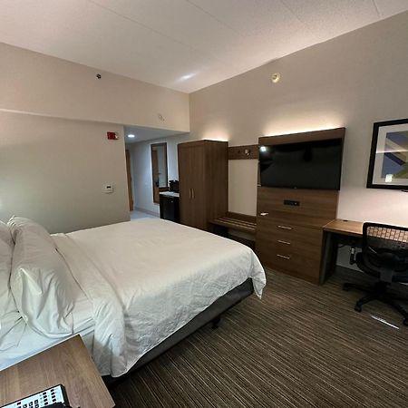 Holiday Inn Express Edgewood-Aberdeen-Bel Air Екстериор снимка