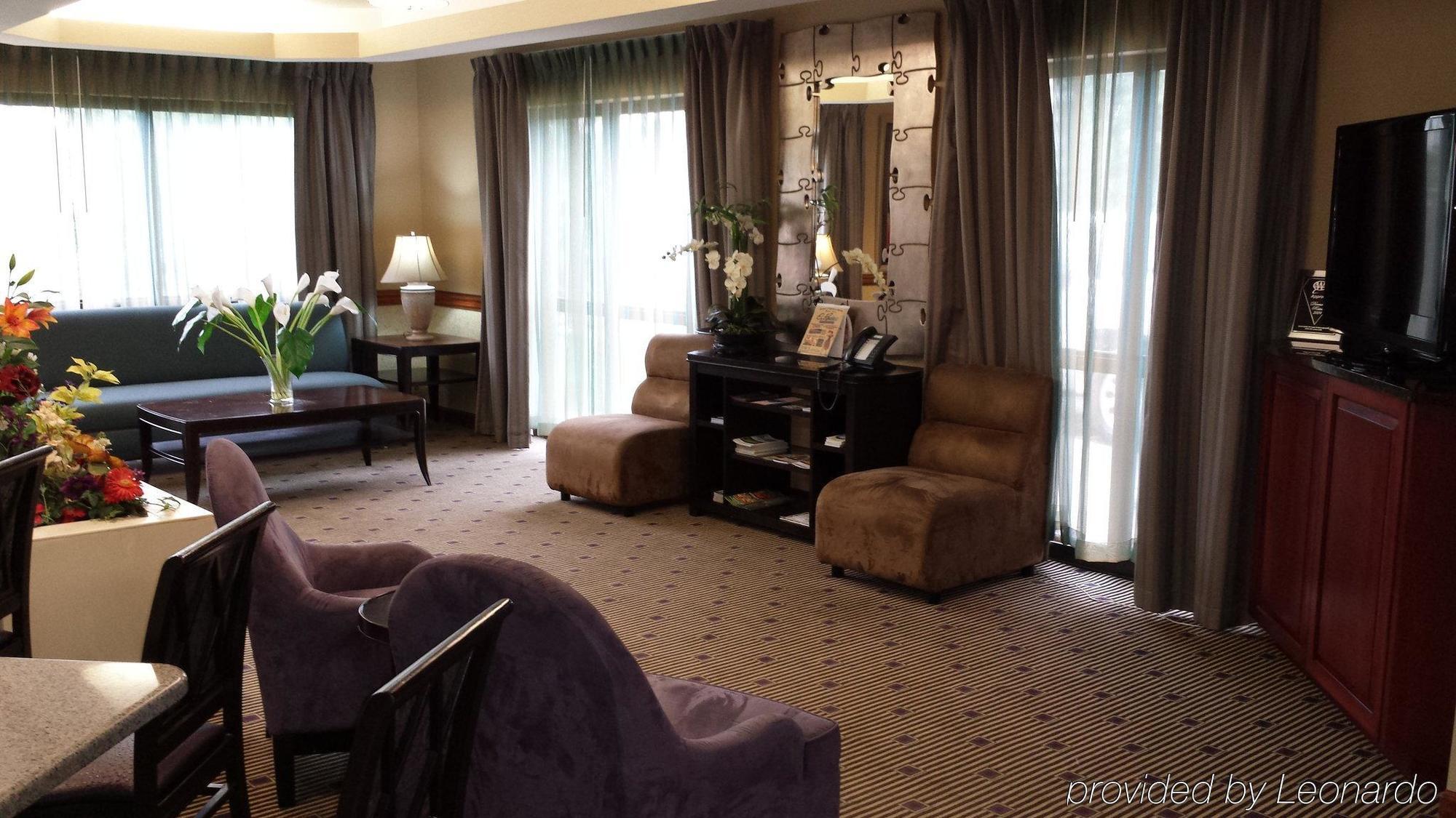 Holiday Inn Express Edgewood-Aberdeen-Bel Air Екстериор снимка