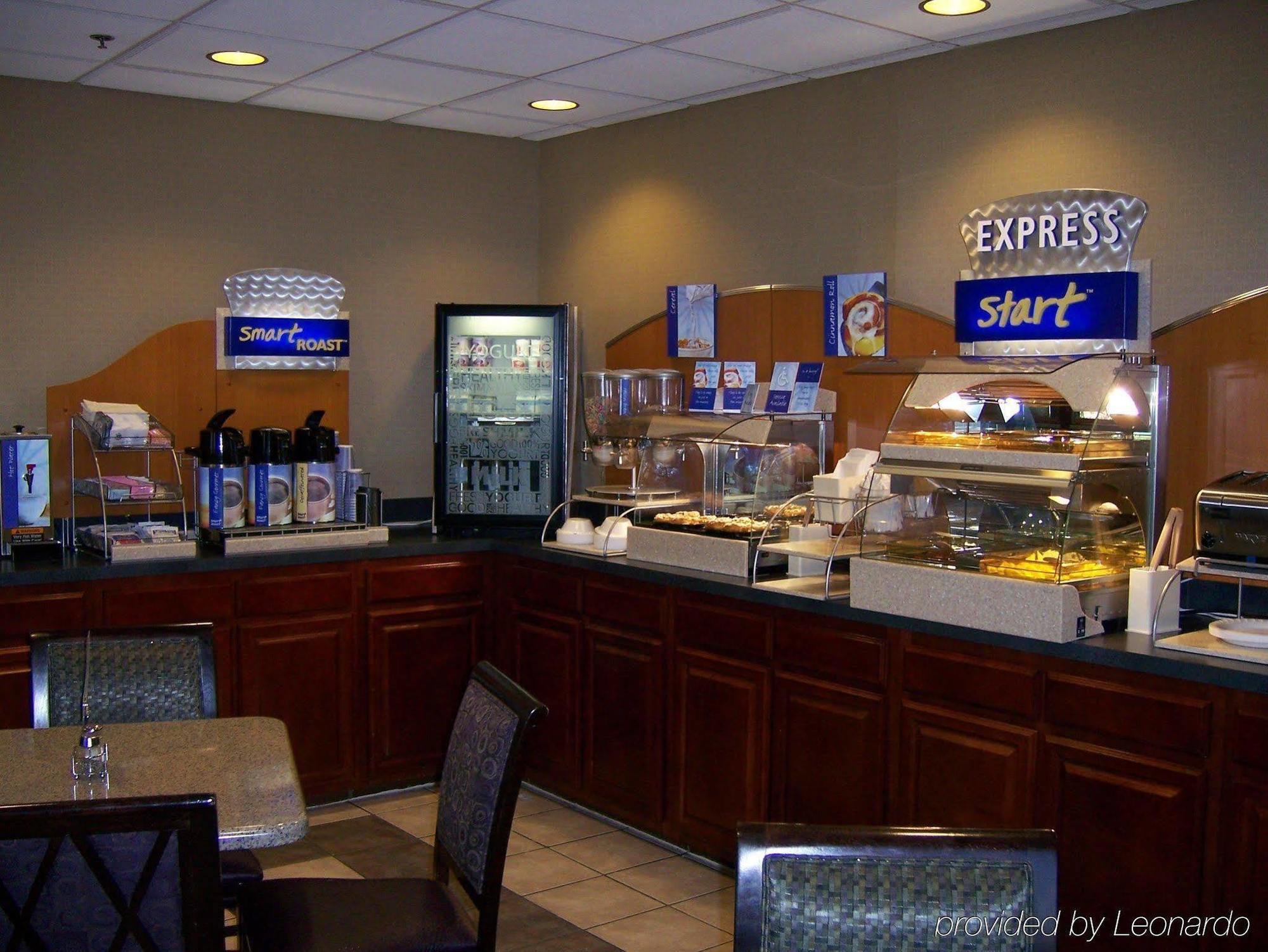 Holiday Inn Express Edgewood-Aberdeen-Bel Air Ресторант снимка