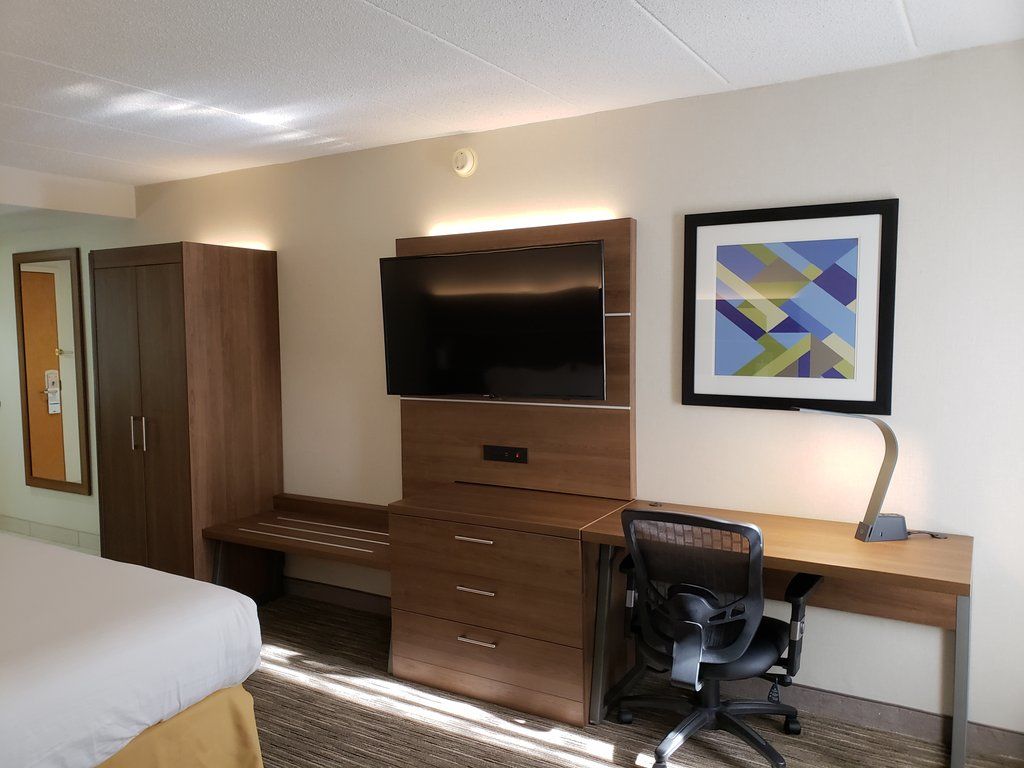 Holiday Inn Express Edgewood-Aberdeen-Bel Air Екстериор снимка